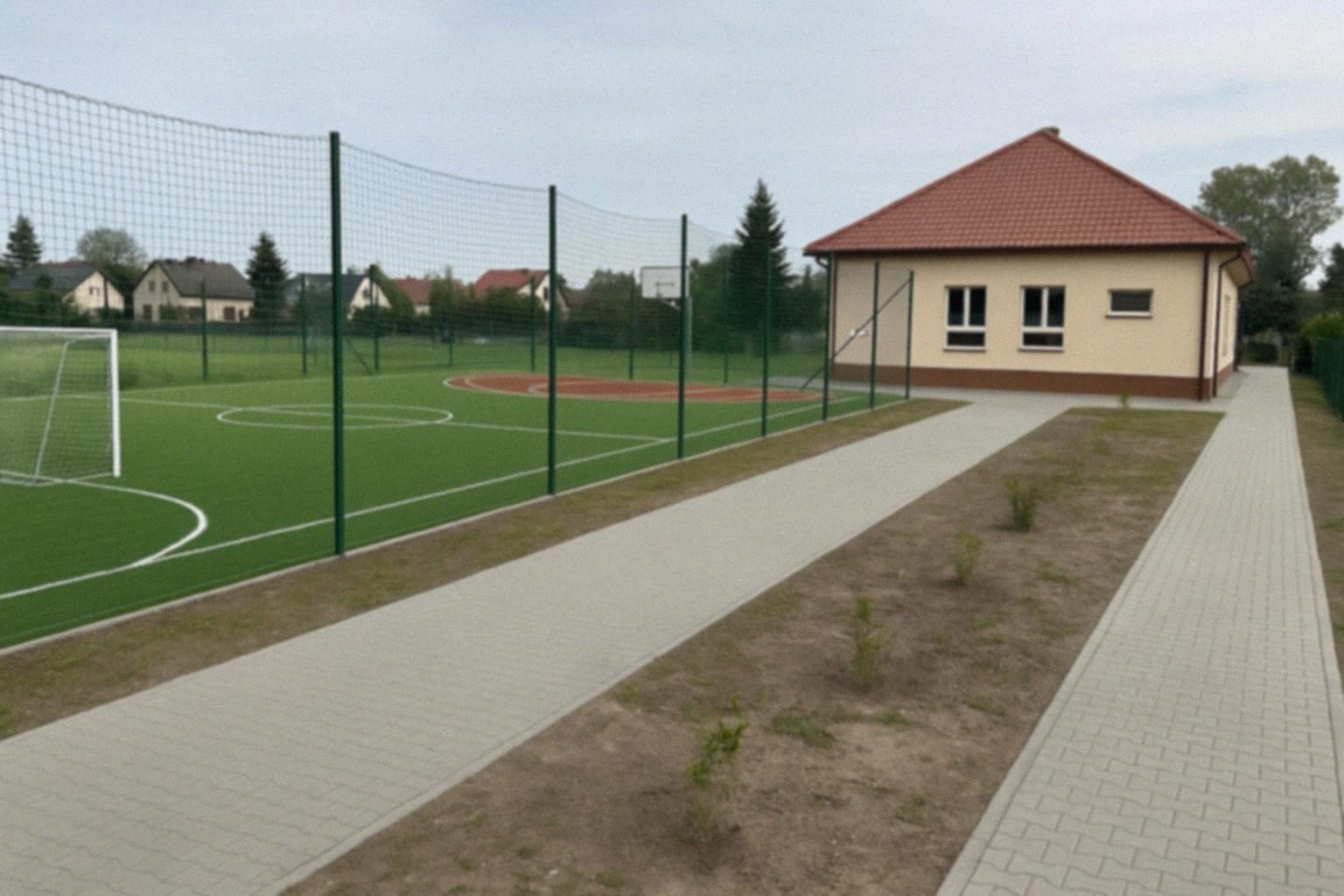 Koncert T.LOVE w Hali MOSiR – Muzyczne wzruszenia i niezapomniane chwile